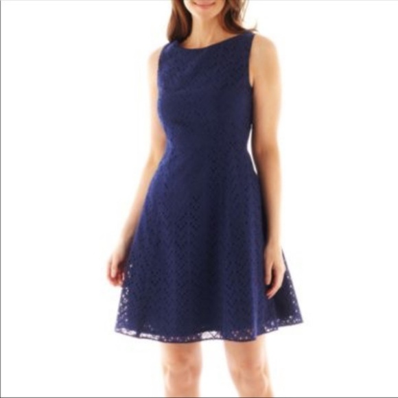 Liz Claiborne Dresses & Skirts - Liz Claiborne Navy Sleeveless Eyelet Dress